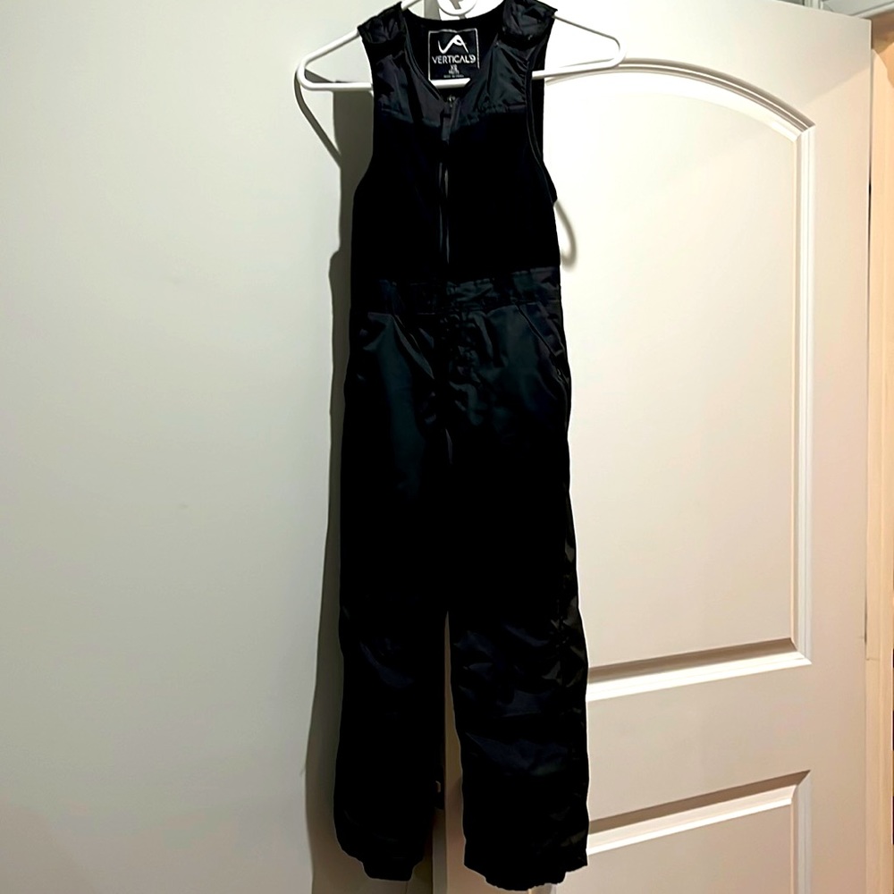 Ski snowsuit